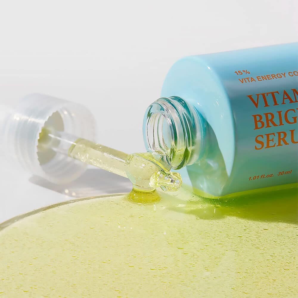 Освітлююча сироватка Vitamin C Brightening Serum від Skin&Lab - Зображення 2