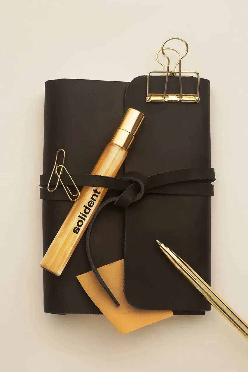 Освіжаючий спрей для порожнини рота Solident Gold-Infused Mouth Spray з колоїдним золотом (10 ml) - Зображення 3